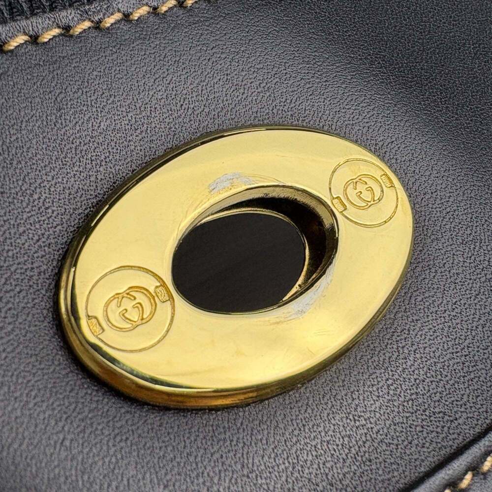 GUCCI Vintage Black Coated Canvas Shoulder Bag - Picture 5 of 9